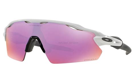 Voir les Lunettes de Soleil Radar Oakley .